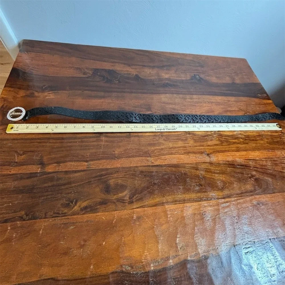 Guess logo belt
